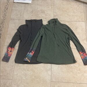 Bundle - Green and Gray Women's Top with Aztec Cuffs (2)